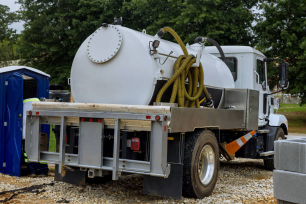 Best Portable restroom trailer rental  in Lake St Louis, MO